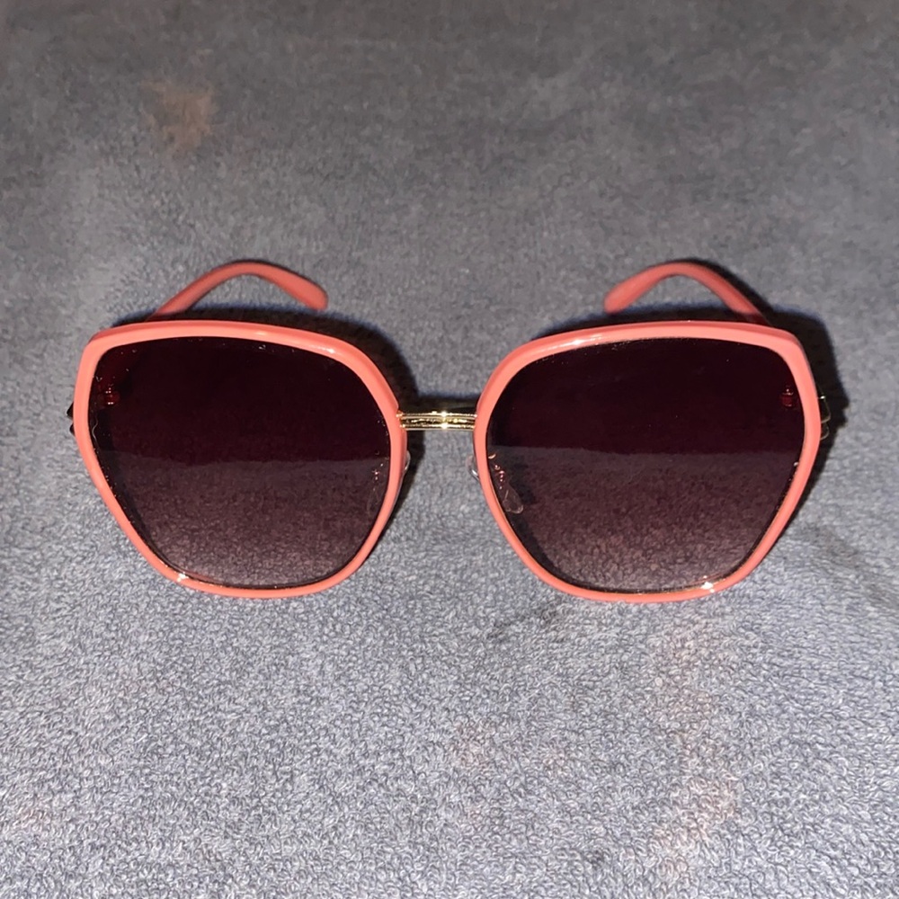 GUESS Red Resin Sunglasses